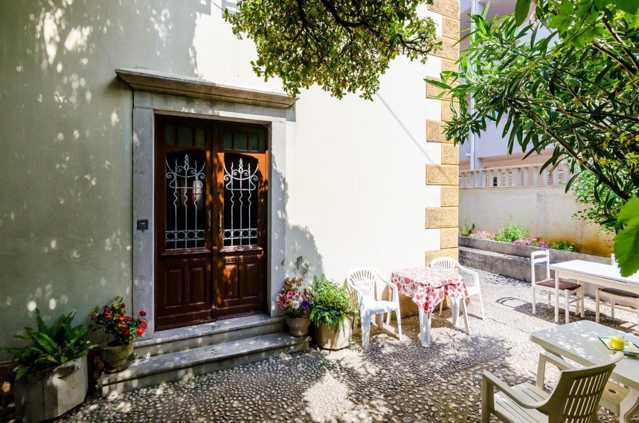 Guest House Ivana Ragusa Esterno foto